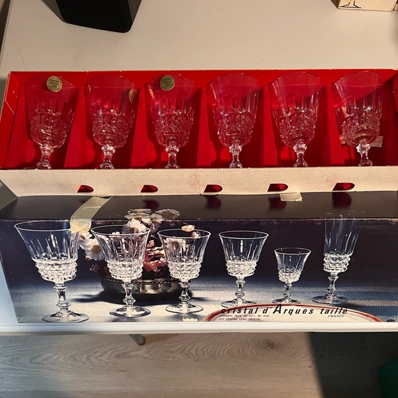 6 NIB Cristal d'Arques Tuileries Wine/ Liqueur 55 oz 24% crystal 5”tall